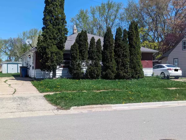 602 8TH ST, Menasha, WI 54952