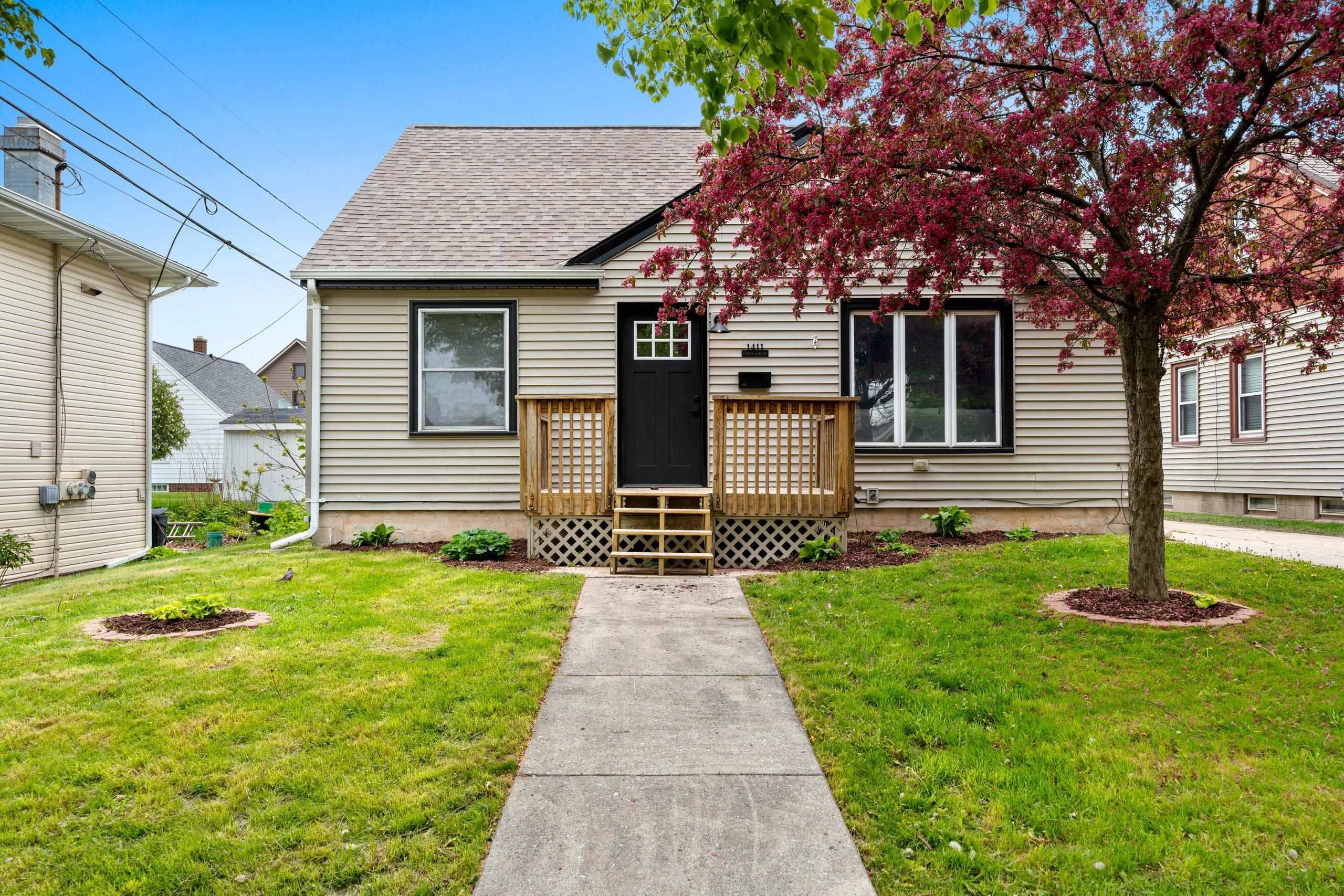 1411 S 20TH ST, Sheboygan, WI 53081