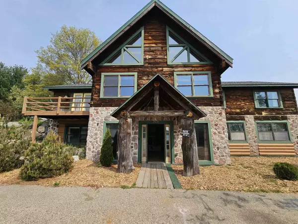 260 W NORTH ST, Coloma, WI 54930