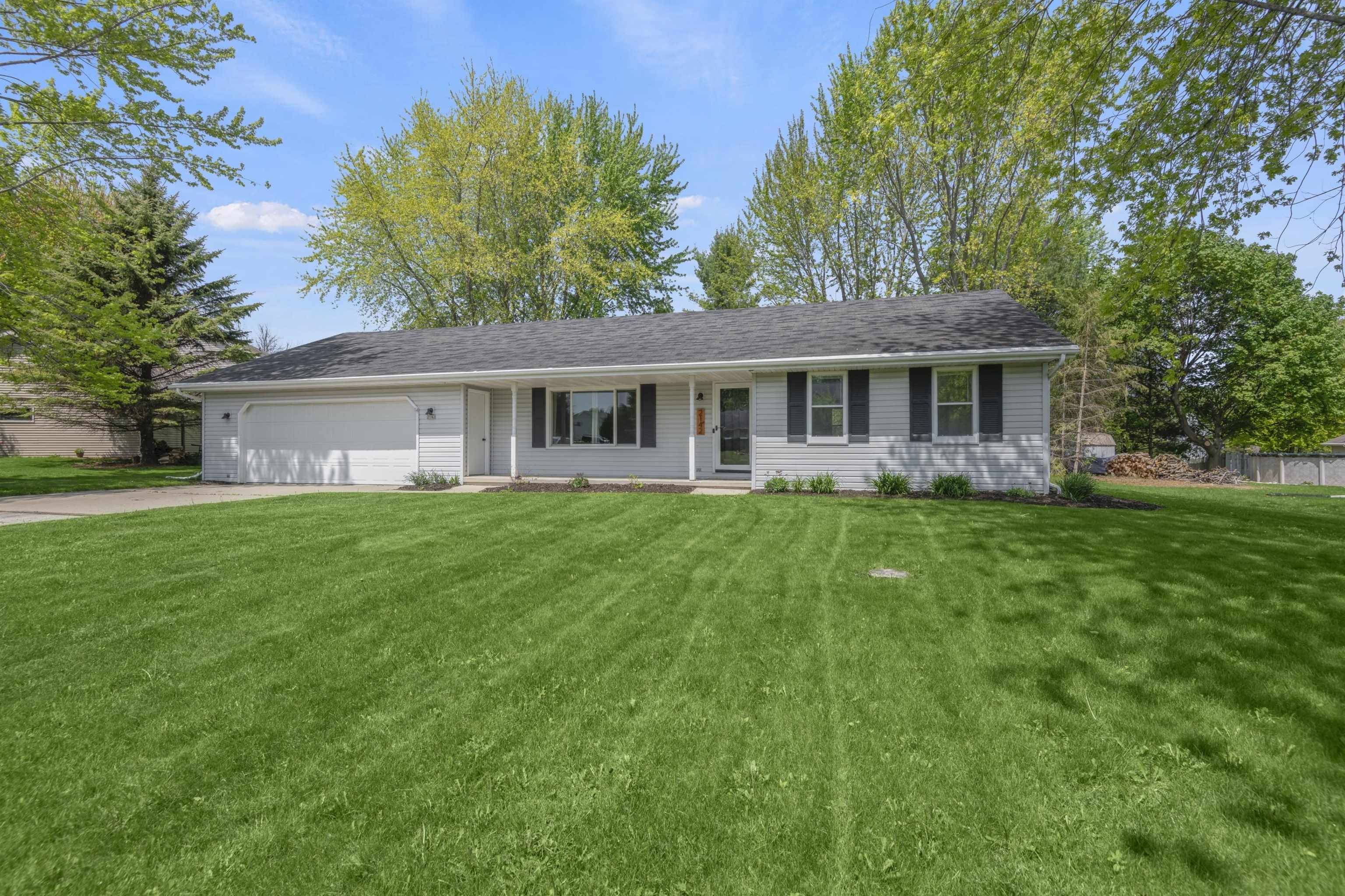 2142 DESCENDANT LN, Green Bay, WI 54313-8094