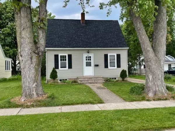 Neenah, WI 54956,667 ELM ST