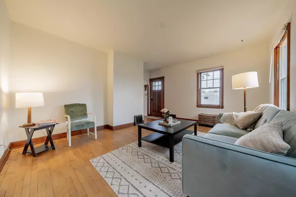 Neenah, WI 54956,667 ELM ST