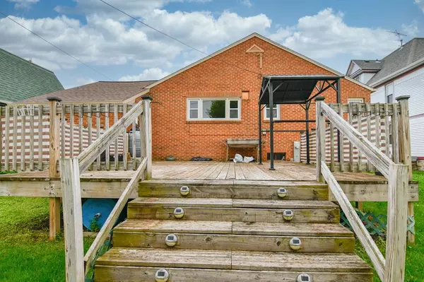 Valders, WI 54245,231 S LIBERTY ST