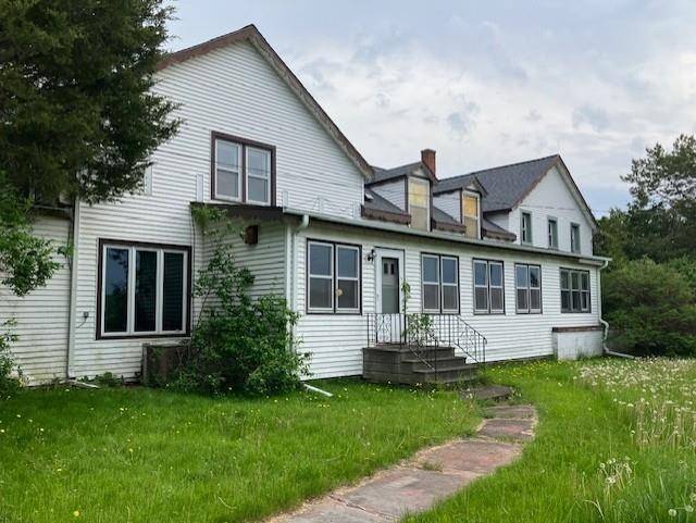 5628 STURGEON BAY RD, New Franken, WI 54229-9445