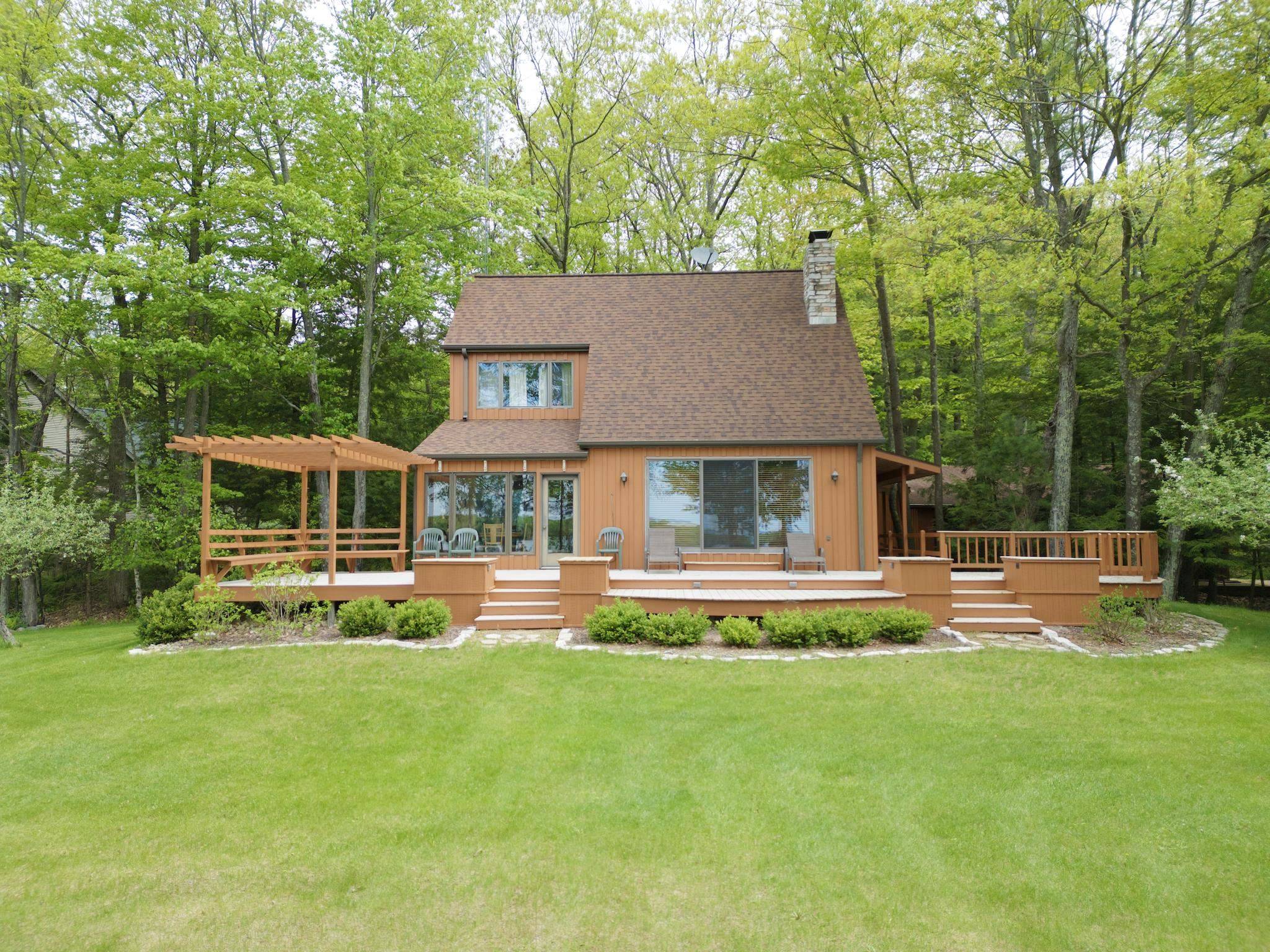 4203 LAKE LUCERNE DR, Crandon, WI 54520