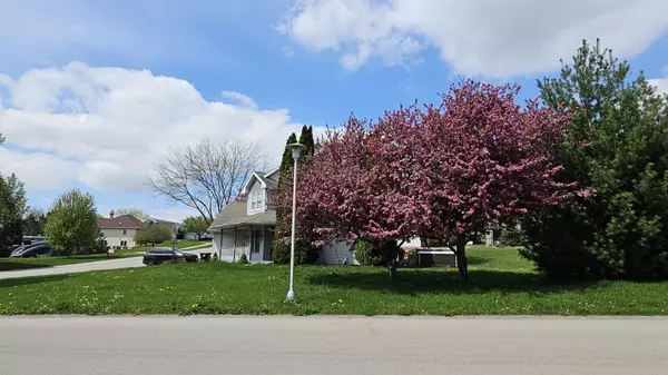 Beaver Dam, WI 53916,212 WEBSTER ST