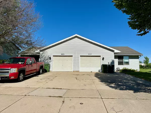 413 ARTHUR CT, Kimberly, WI 54136