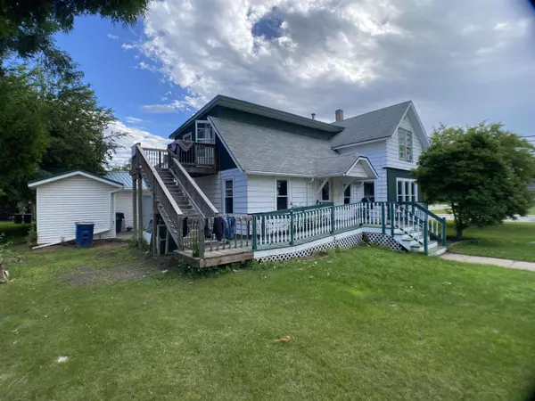 521 S SAWYER ST, Shawano, WI 54166