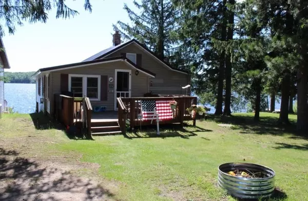 N11696 POST LAKE DR, Elcho, WI 54428