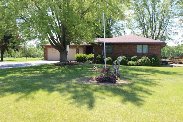 N9199 KRULL RD, Nichols, WI 54152