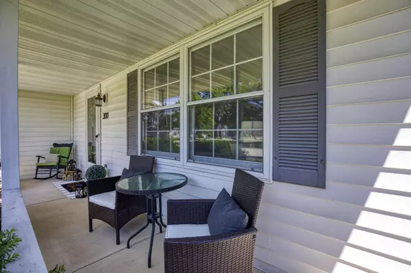 Appleton, WI 54911,300 E LINDBERGH ST