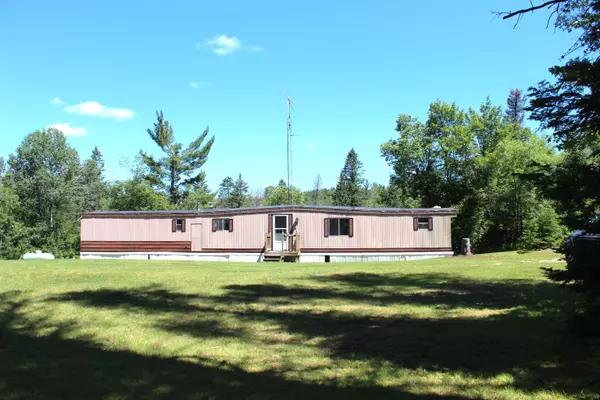 W10776 WHISKEY CREEK RD, Dunbar, WI 54119