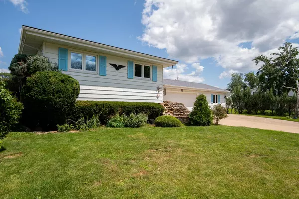 Oshkosh, WI 54904-8036,1260 GREENFIELD TRL