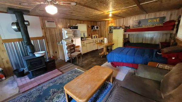 Dunbar, WI 54119,N17593 FAWNWOOD LN