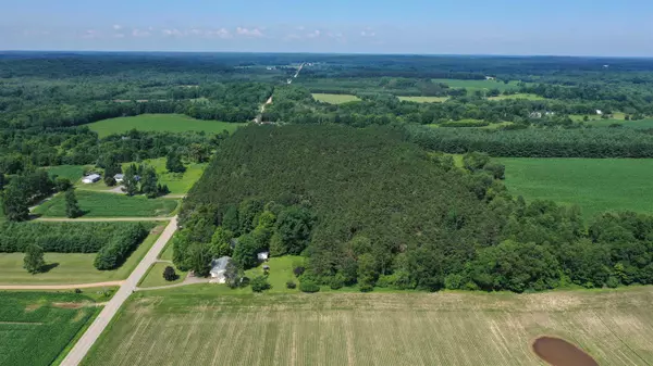 Tigerton, WI 54486,CTY RD M