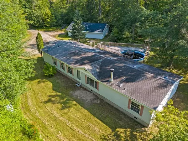 2449 FROG POND RD, Oconto, WI 54153