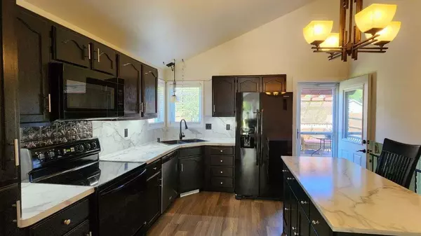 Oshkosh, WI 54902-0000,1140 SAWTELL CT