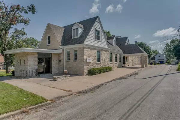 500 HENDRICKS AVE, Kaukauna, WI 54130