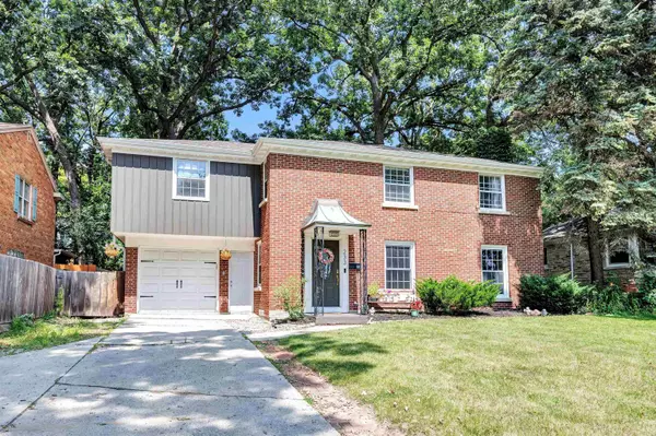 233 GREENE AVE, Green Bay, WI 54301