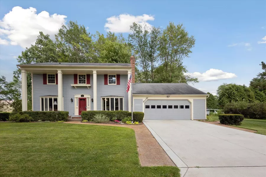 710 ARBUTUS AVE, Oconto, WI 54153