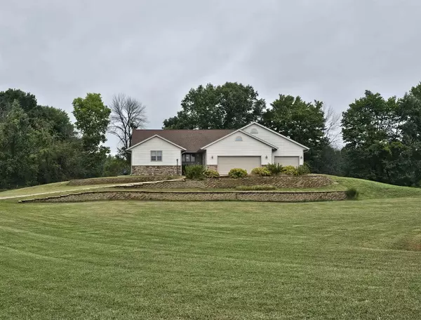 E7078 COUNTY ROAD X, Weyauwega, WI 54983