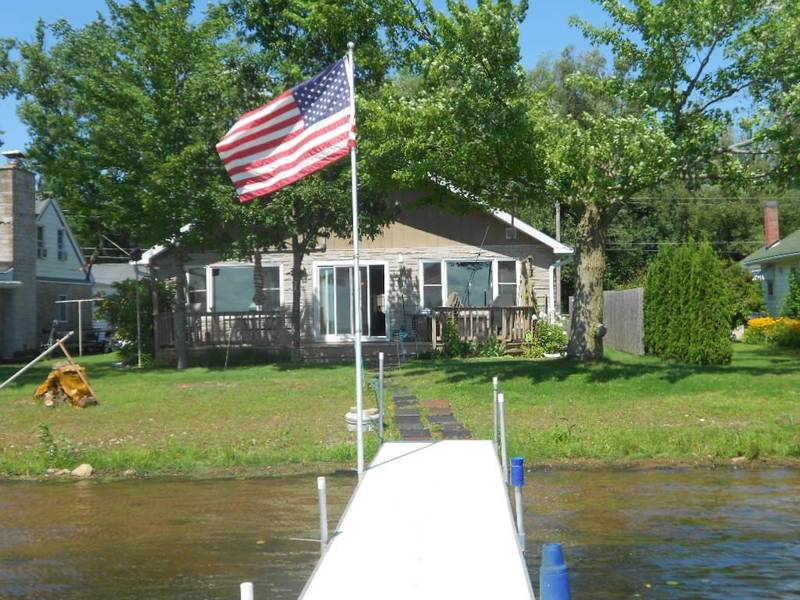 N6202 CATTAU BEACH DR, Shawano, WI 54166