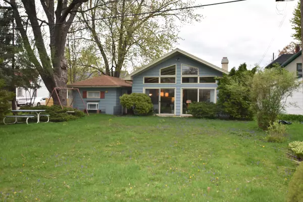 Oshkosh, WI 54901-3643,1021 W NEW YORK AVE