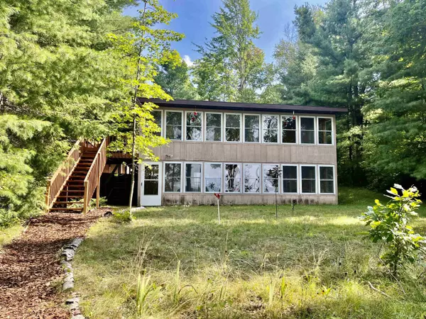 W914 MARY LAKE LN, Townsend, WI 54175