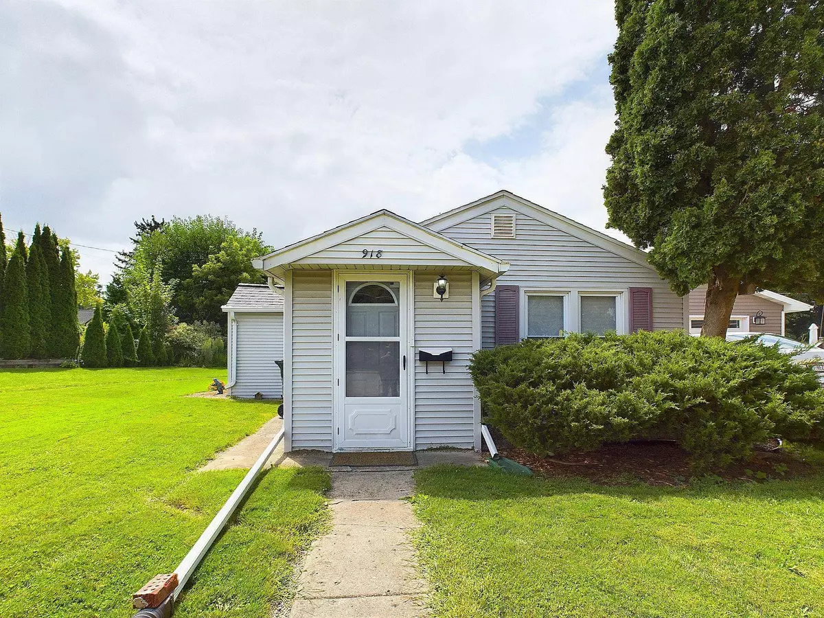 De Pere, WI 54115,918 MERRILL ST