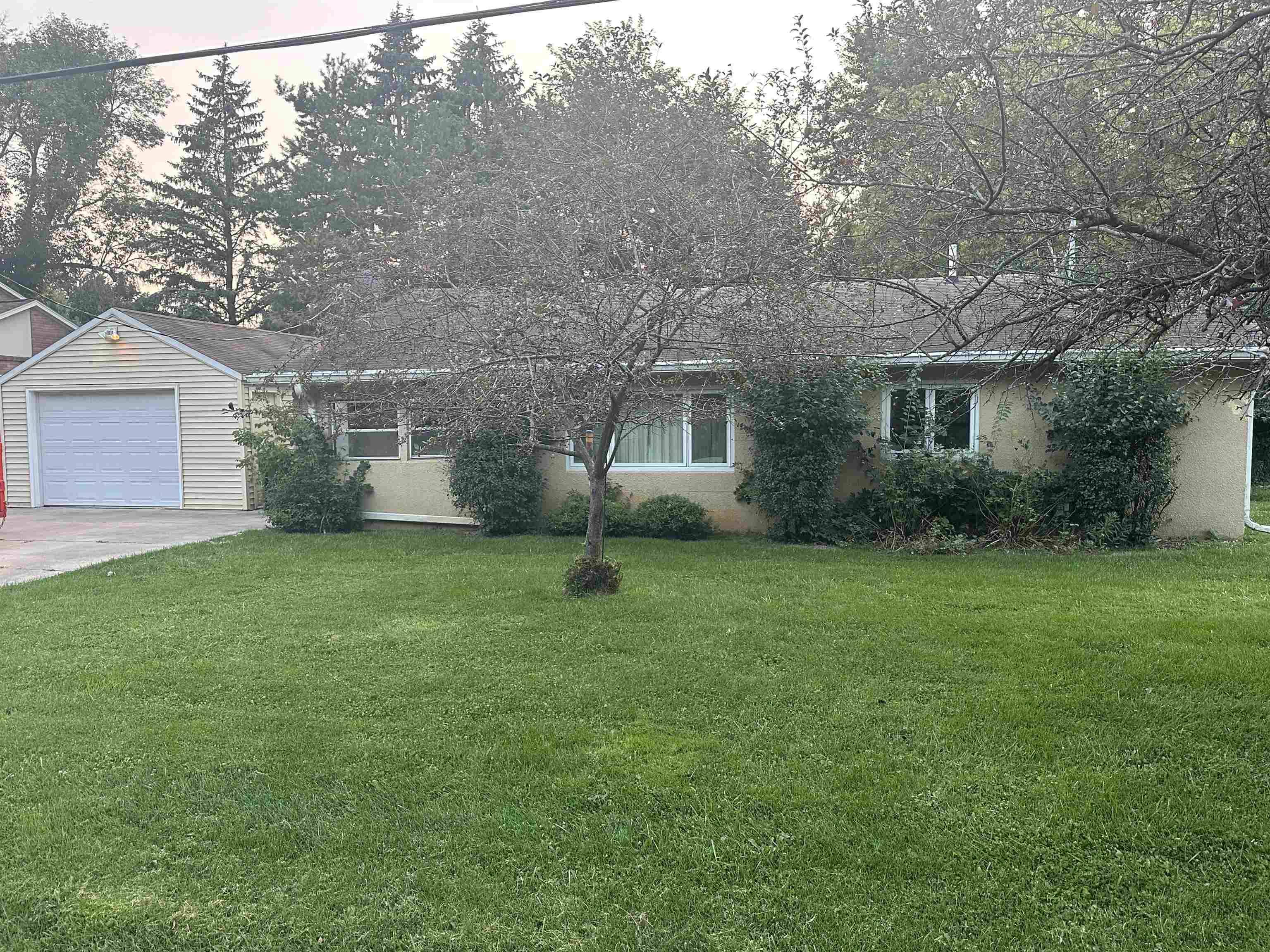 1035 S TIMMERS LN, Appleton, WI 54914