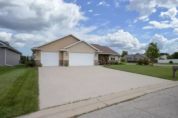 Appleton, WI 54914,1460 W WESTCHESTER CT
