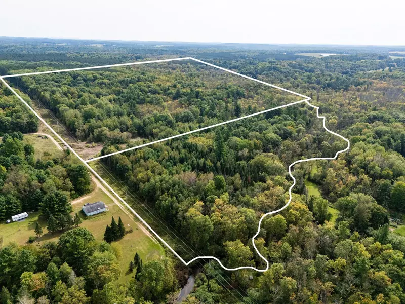 NORSKE RD, Iola, WI 54945