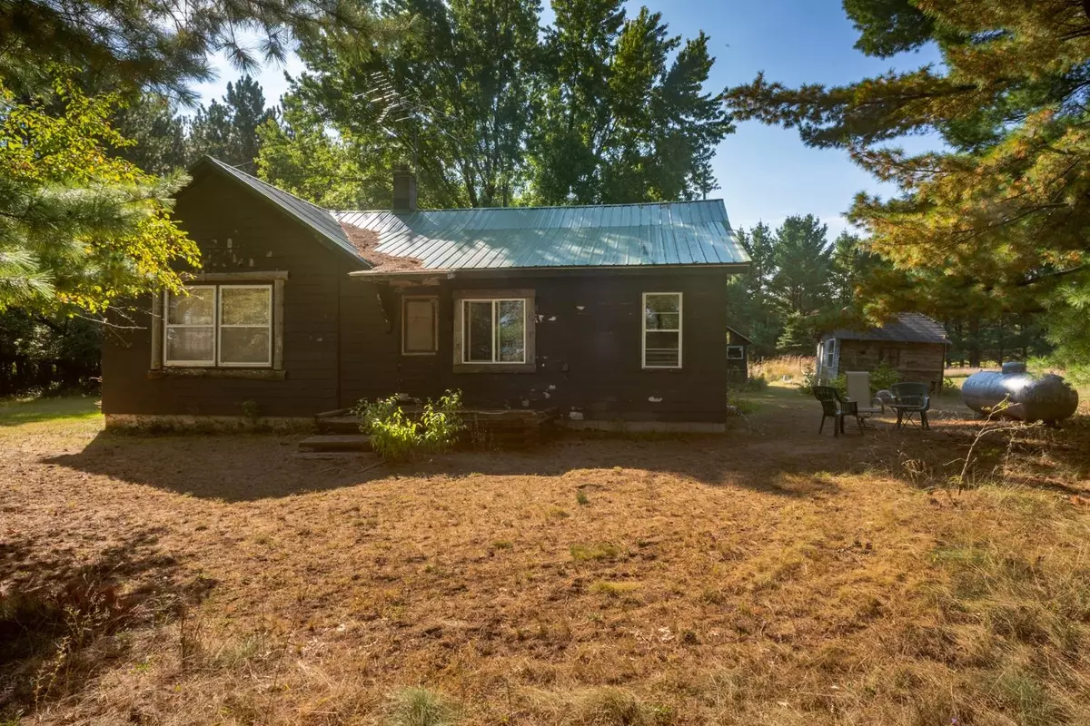 Wild Rose, WI 54984,W6549 APACHE RD