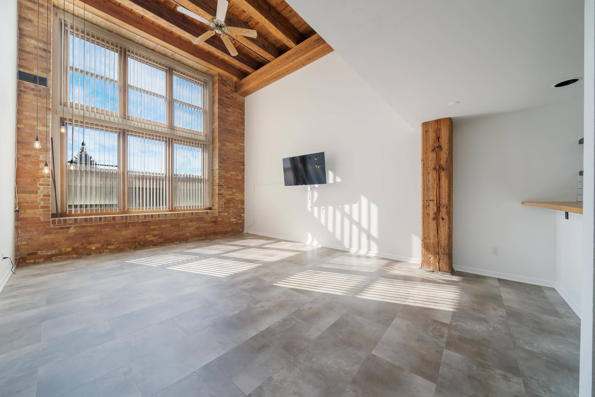 Oshkosh, WI 54901,1545 ARBORETUM DR #104