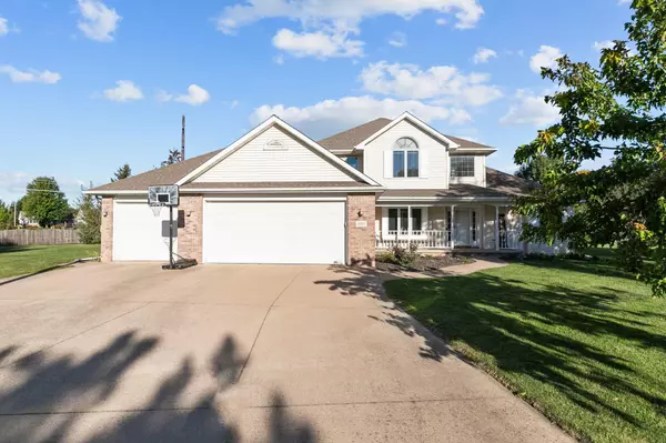 Neenah, WI 54956,2202 W PRAIRIE CREEK DR