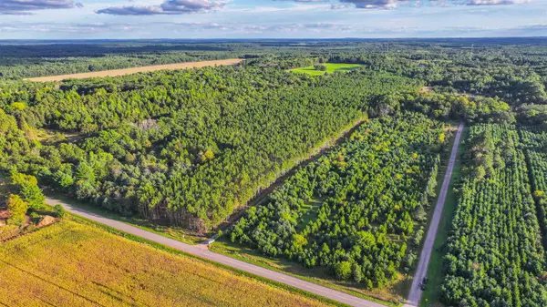 Amherst, WI 54406,COUNTY ROAD K