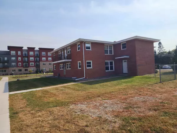 Green Bay, WI 54304,833 ELEMENT WAY