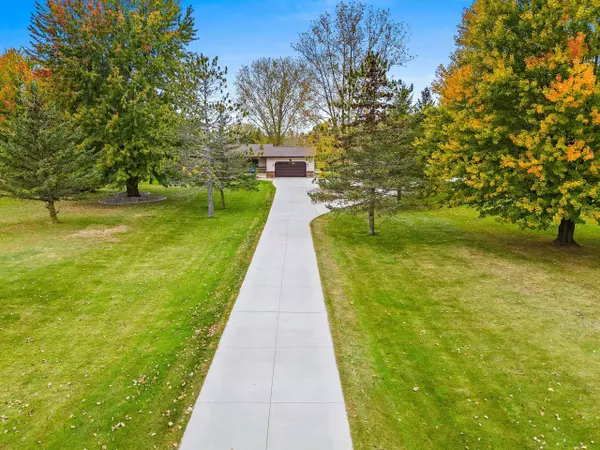 Hortonville, WI 54944,N3415 MAYFLOWER RD