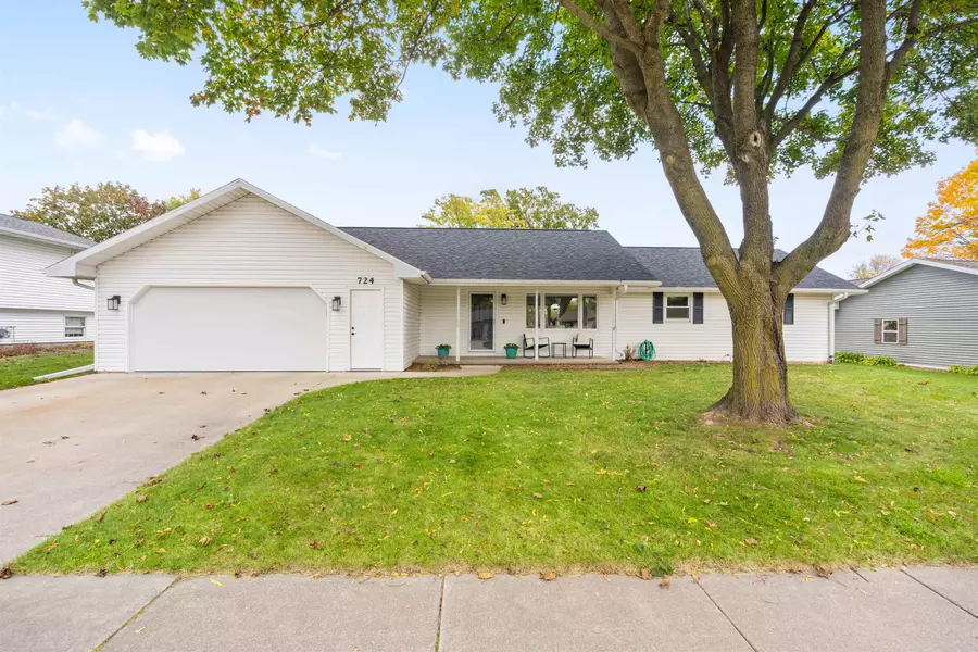 724 SUE ST, Little Chute, WI 54140-2427