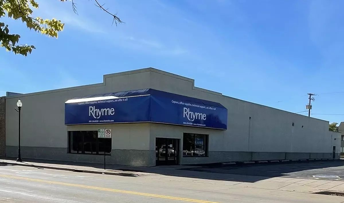 Oshkosh, WI 54901-4431,641 N MAIN ST