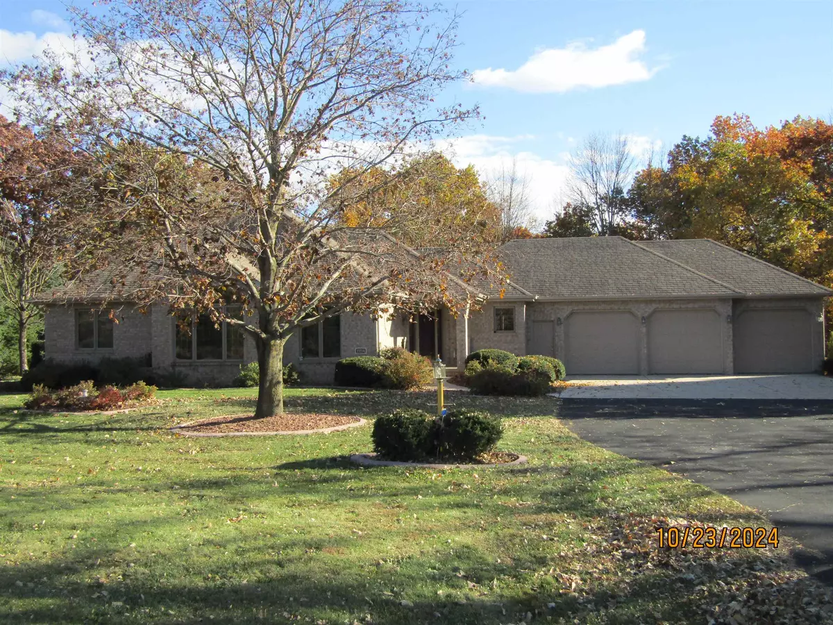 De Pere, WI 54115-9603,2214 BIRCH CREEK RD