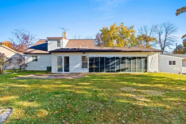 Green Bay, WI 54301-2411,526 BEAUPRE ST