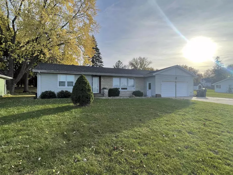 198 E MARQUETTE ST, Berlin, WI 54923