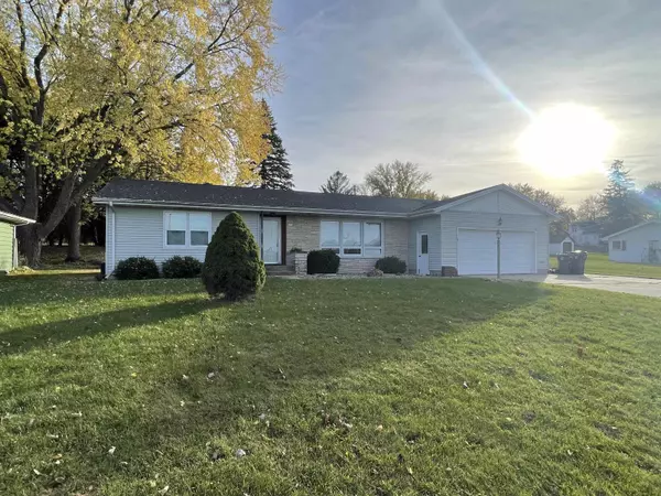 198 E MARQUETTE ST, Berlin, WI 54923