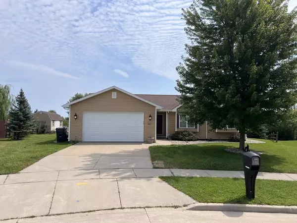 2105 AUTUMN LN, Kaukauna, WI 54130-3963