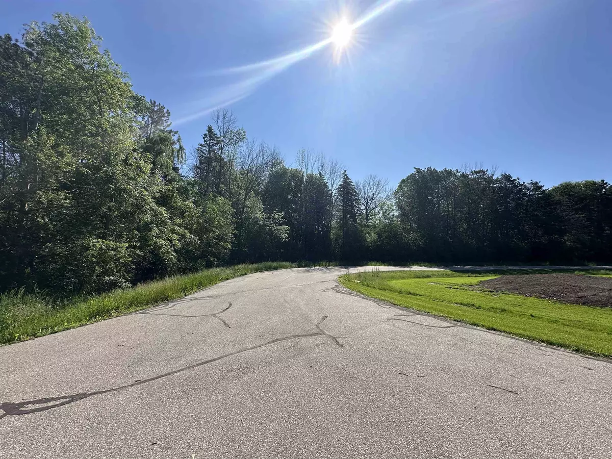 Menasha, WI 54952,ZIRBEL DR