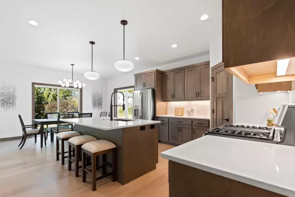 Green Bay, WI 54313,3096 S SANDSTONE CT