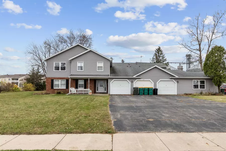 570 N DOUGLAS ST, Ripon, WI 54971