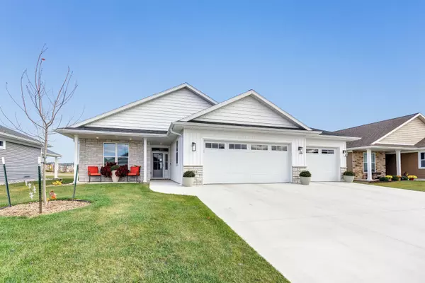 4864 WYLD BERRY WAY, Hobart, WI 54155-5500