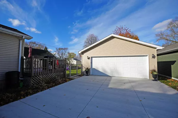 Green Bay, WI 54303-4028,1029 WINFORD AVE